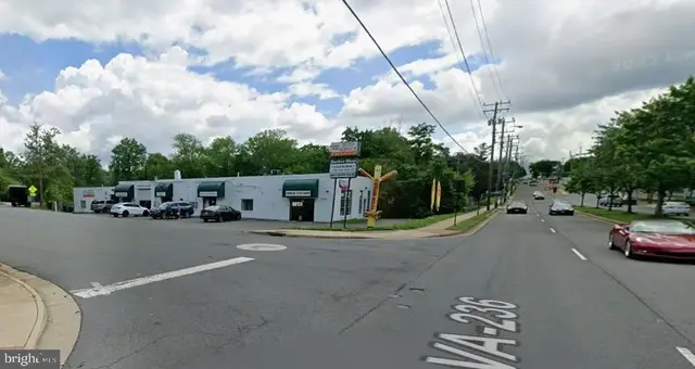 10610 Main St, Fairfax