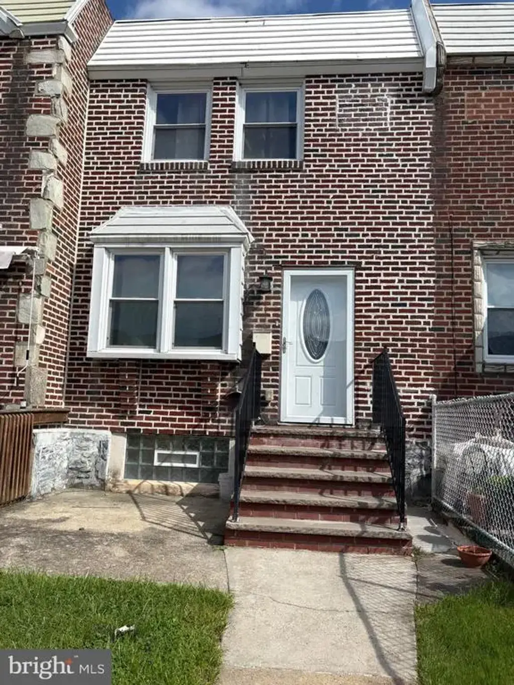7151 Akron St, PHILADELPHIA