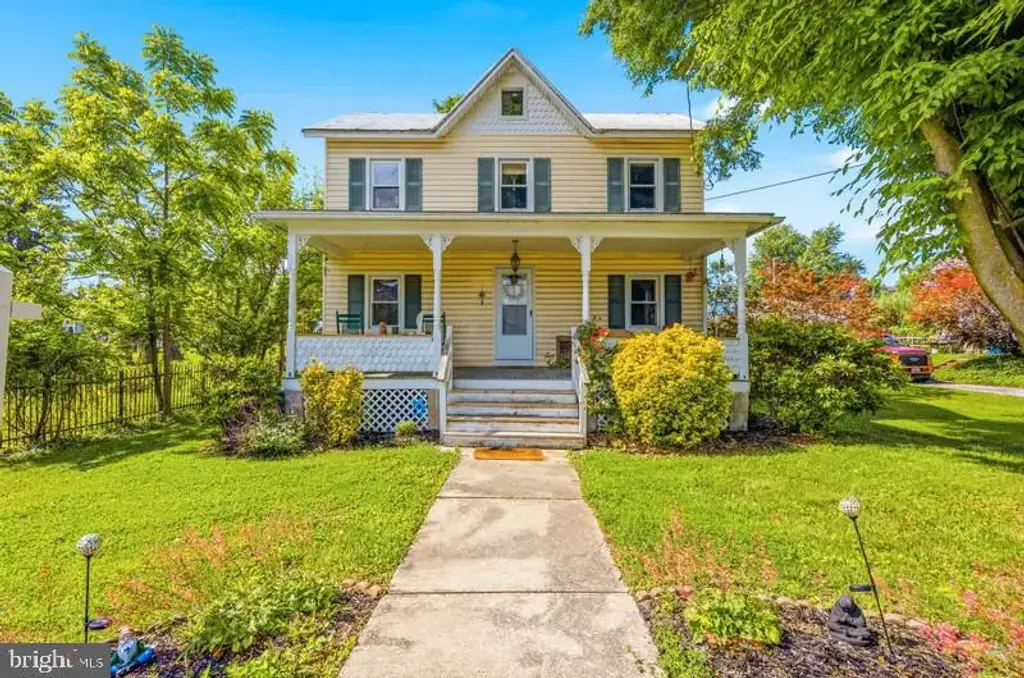 204 Church St, NEW WINDSOR