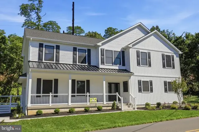 891 Reading Ave, Yardley