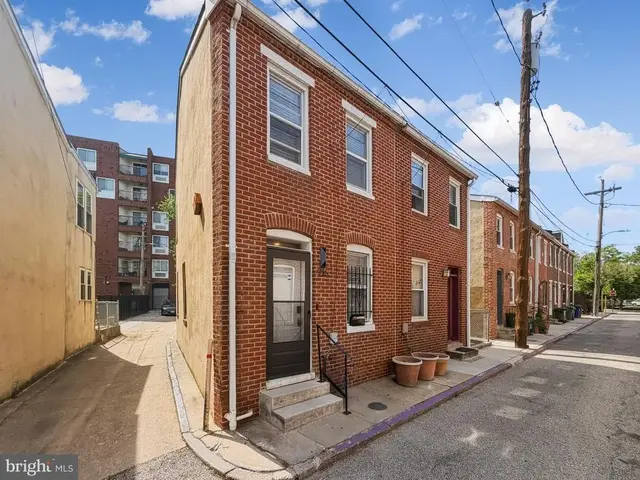 916 Bevan St, Baltimore