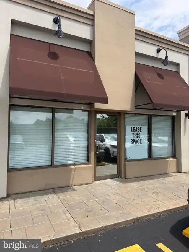 29 Glenwood Ave E #6, Smyrna