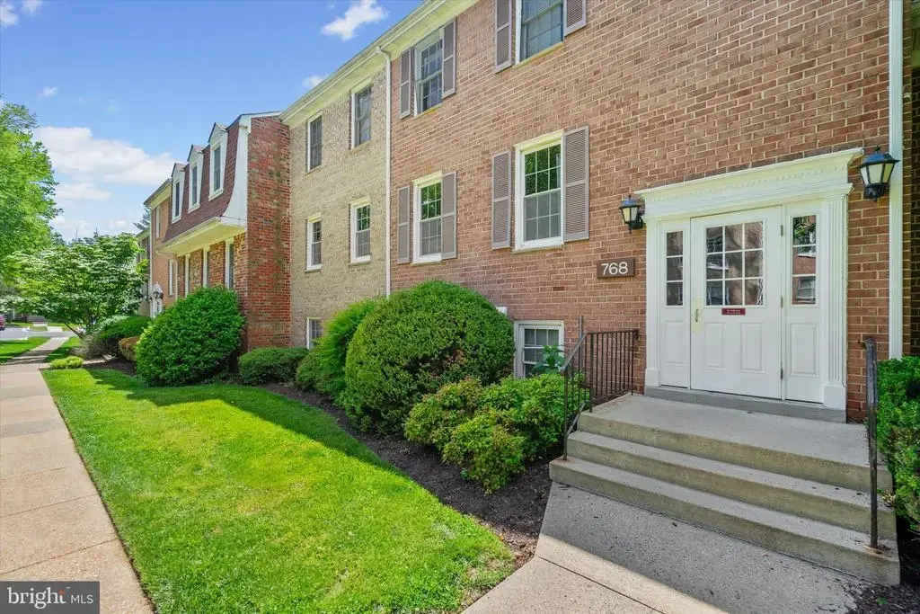 768 Quince Orchard Blvd #768-202, GAITHERSBURG