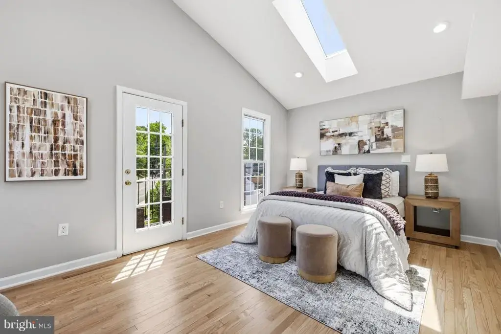 4037 22nd St Ne, WASHINGTON