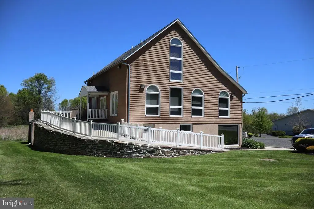 281 Tabor Rd #2nd Floor, OTTSVILLE