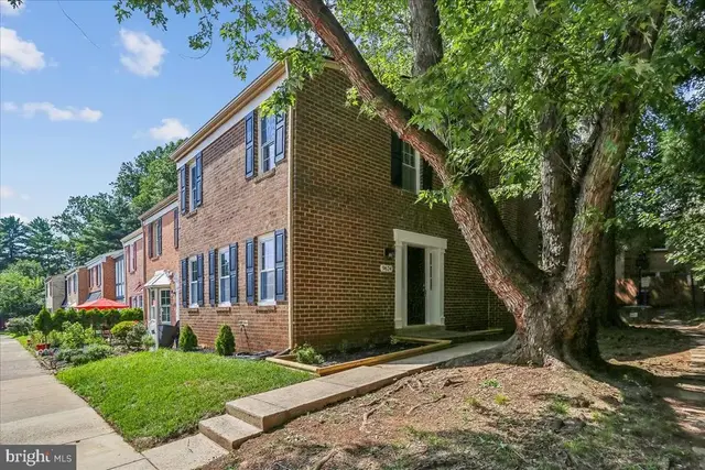 9624 Nonquitt Dr, Fairfax