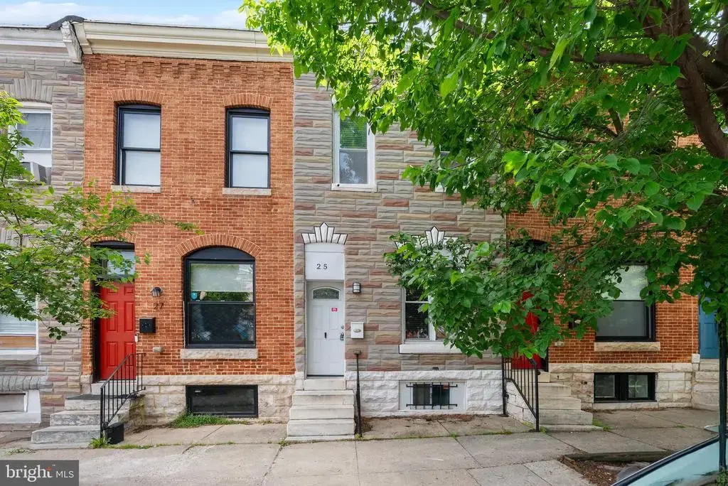 25 East N, BALTIMORE