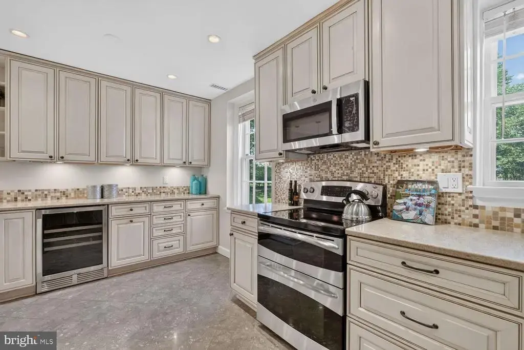 3815 Rodman St Nw #b14, WASHINGTON