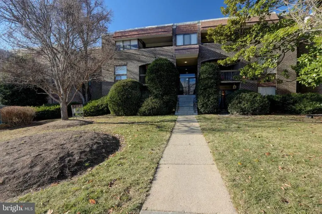 415 Christopher Avenue #11, GAITHERSBURG