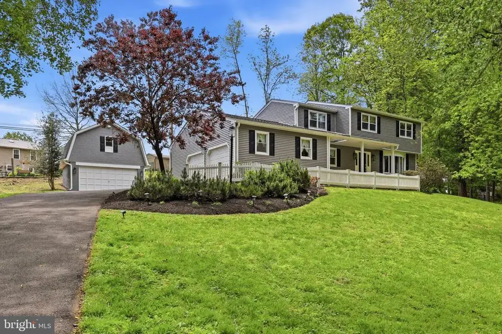 294 Green Valley Rd, LANGHORNE