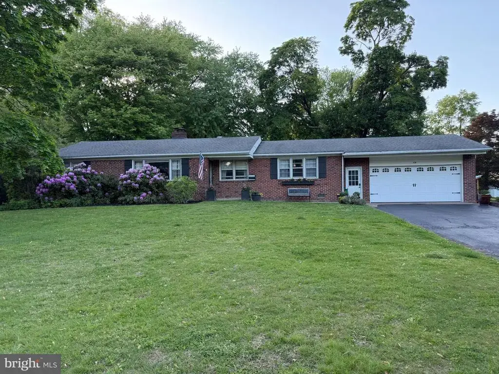 578 Kutcher Rd, SOUTHAMPTON