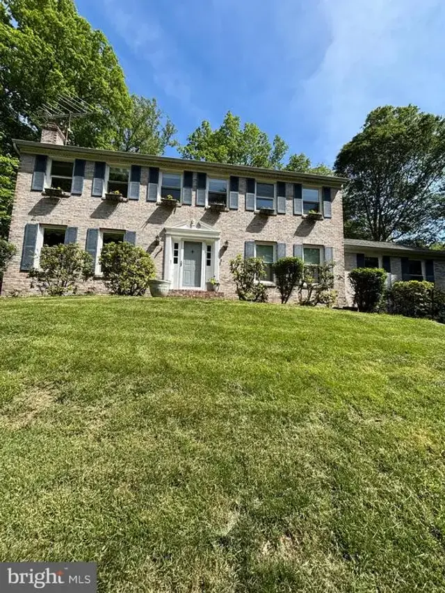 10265 Greystone Rd, Manassas