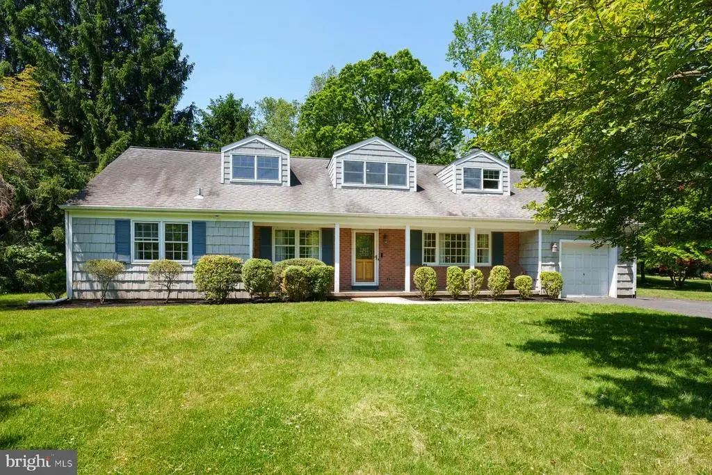 4 Manor Ave, PRINCETON