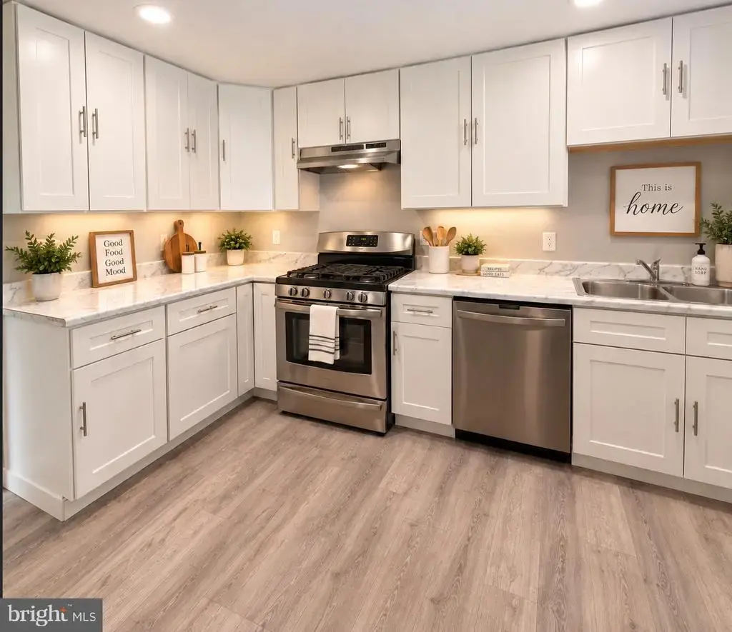 212 Warren St #2, BEVERLY