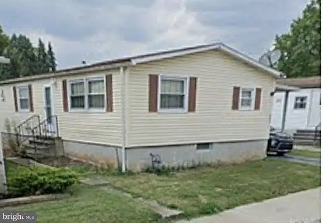 303 W Walnut St, Hanover