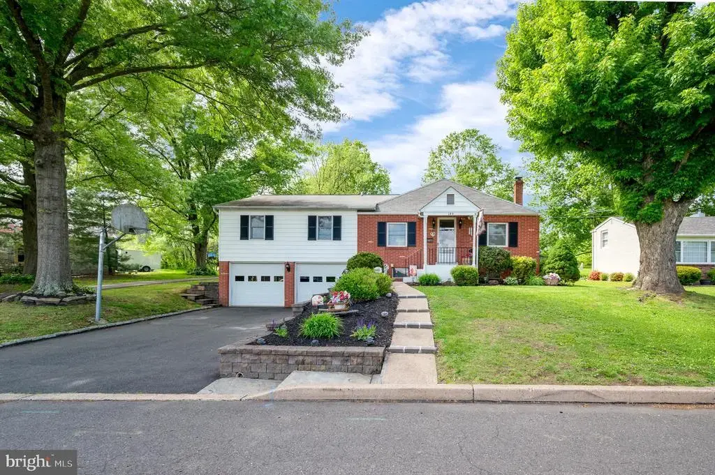 185 Eyre Ave, SELLERSVILLE