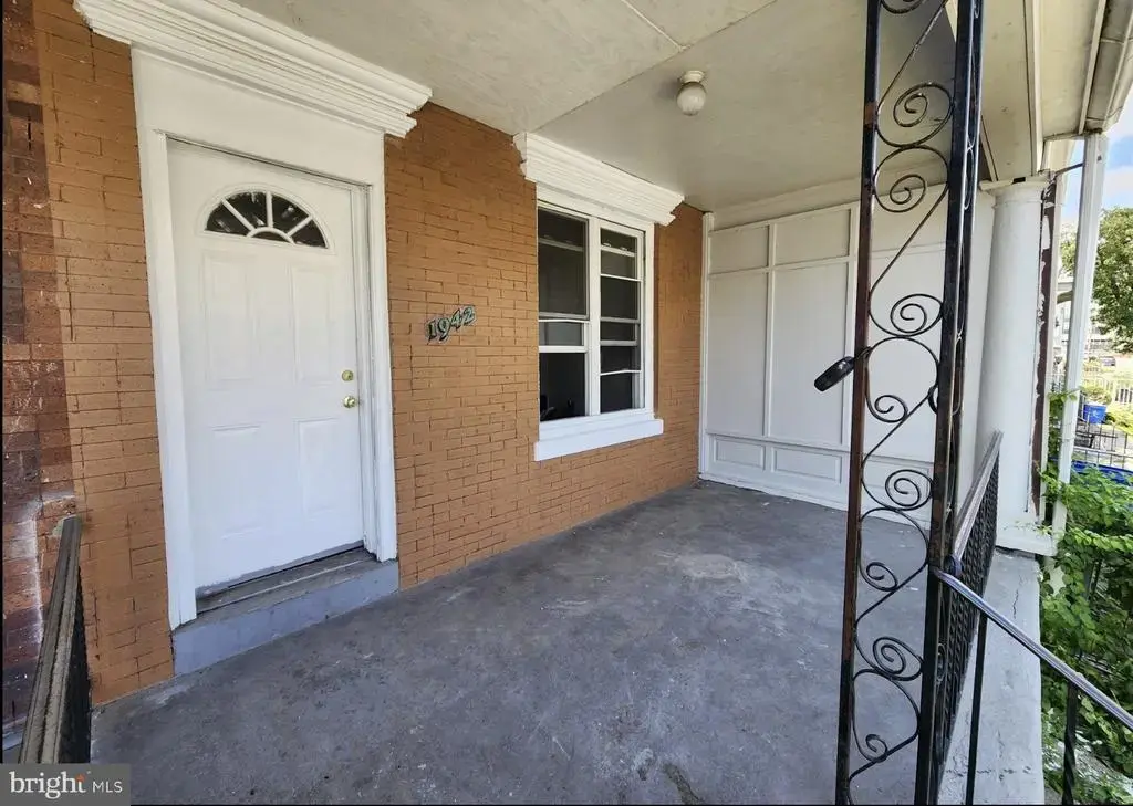 1942 S Ithan St, PHILADELPHIA