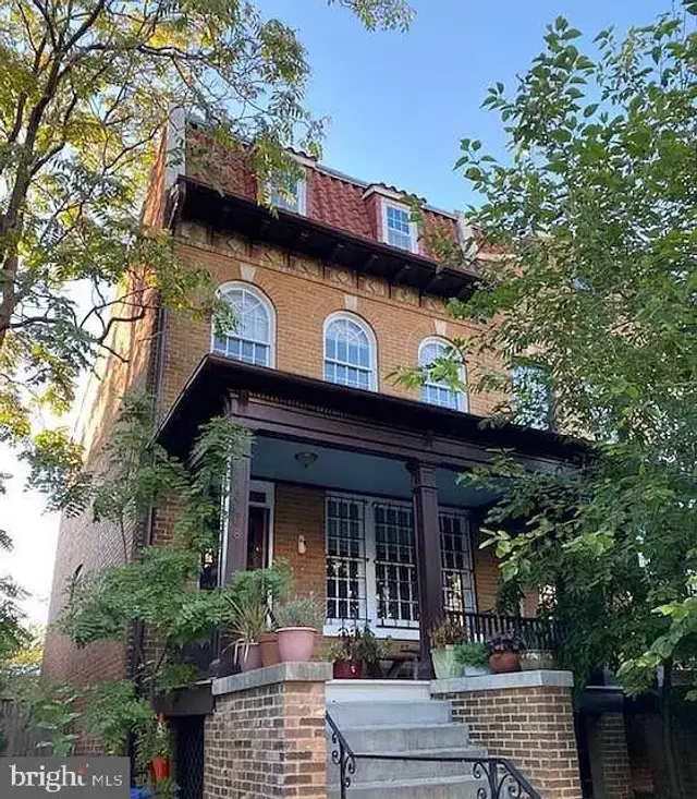 3408 Brown St Nw, Washington