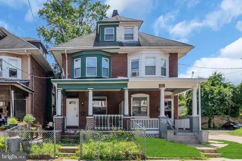 26 Colonial Ave, TRENTON