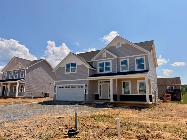 405 East Clarissa Dr, Shippensburg