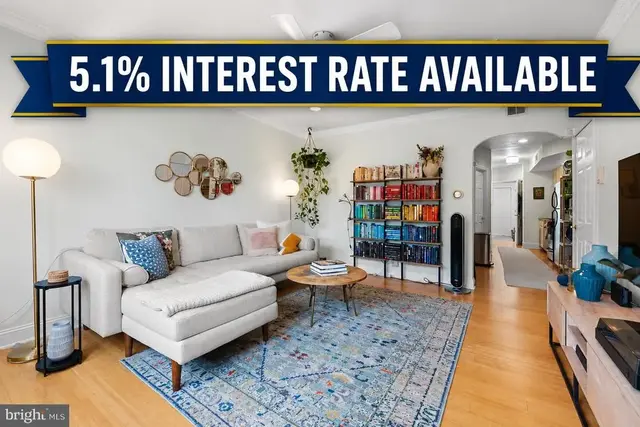 1219 Holbrook Ter Ne #3, Washington
