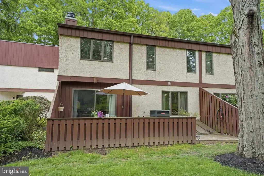 51 Lawrenceville Pennington #202, LAWRENCEVILLE