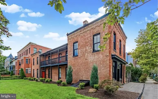 1133 D St Ne, Washington