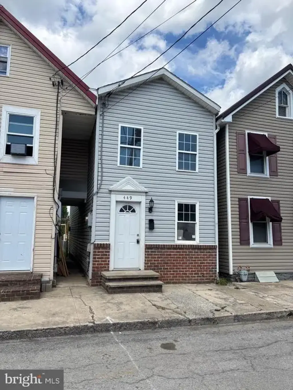 449 E Washington St, CHAMBERSBURG