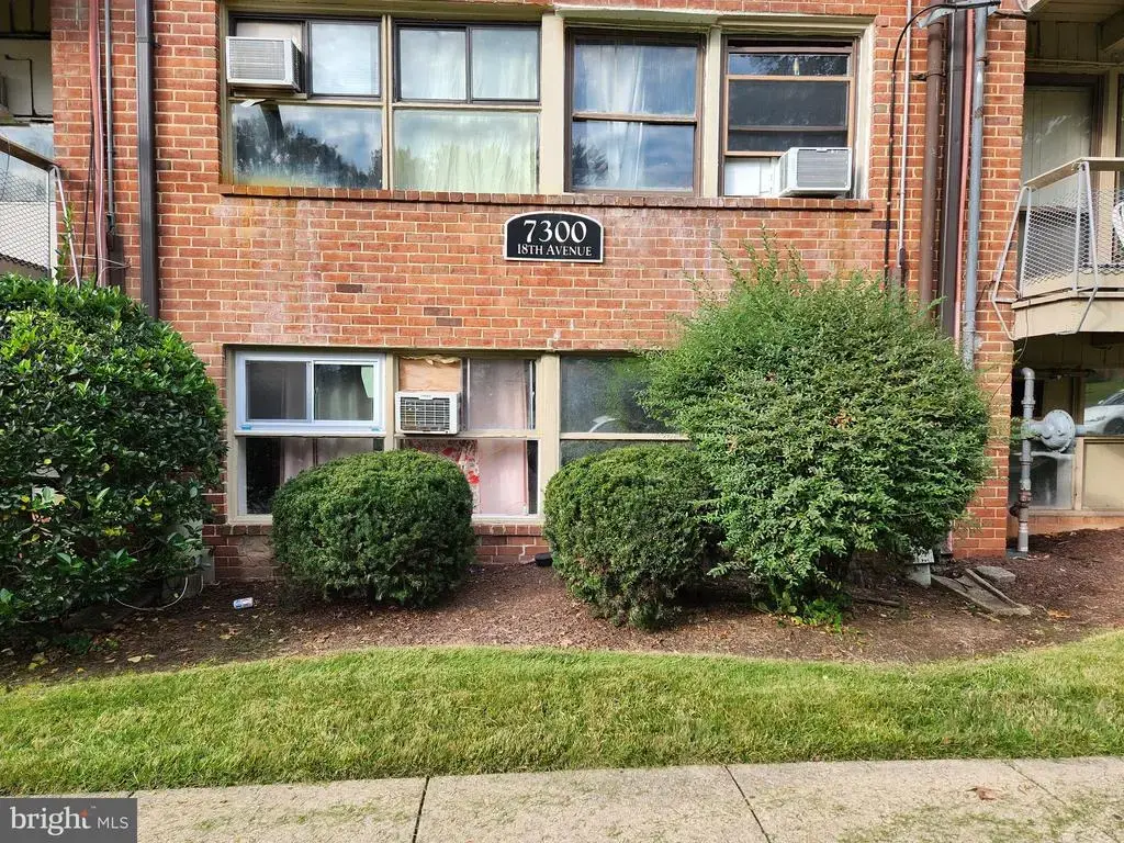 7300 18th Ave #12, HYATTSVILLE