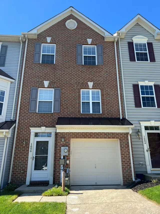 1606 Trestle St, Mount Airy