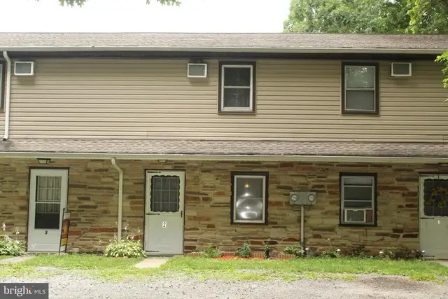 2241 Brownstone Ln #2, Spring Grove