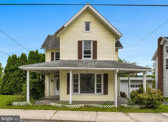 151 Park St, Bendersville