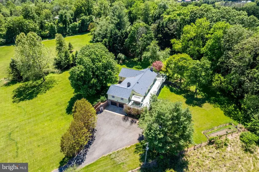 9032 James Madison Hwy, WARRENTON