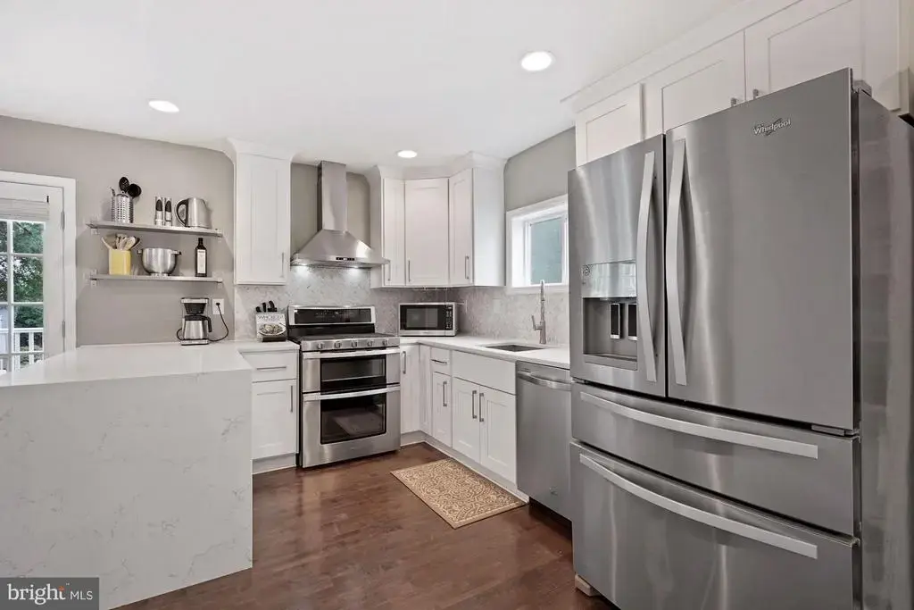 2410 South Dakota Ave Ne, WASHINGTON