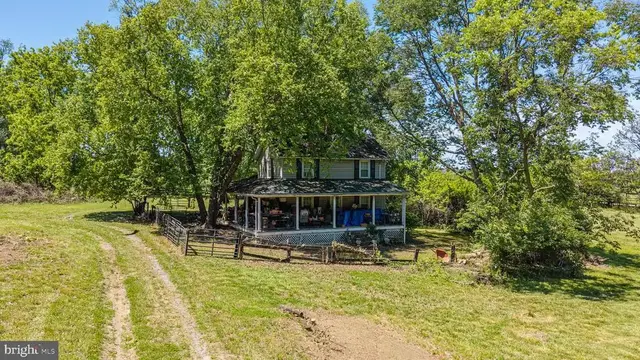 19647 Telegraph Springs Rd, Purcellville