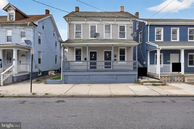 873 E Prospect St, York