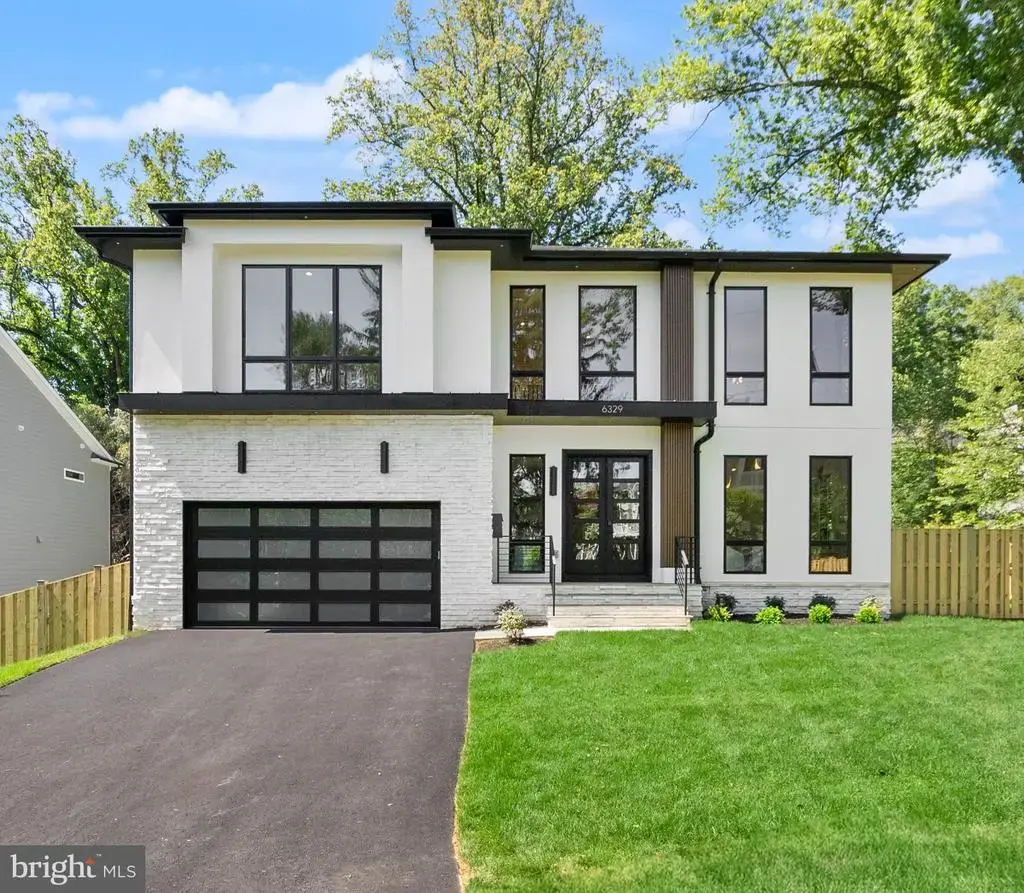 6329 Halsey Rd, MCLEAN