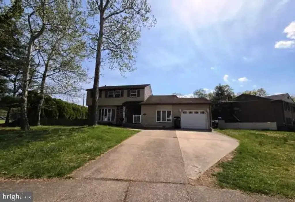 13 Gray Birch Ct, BLACKWOOD