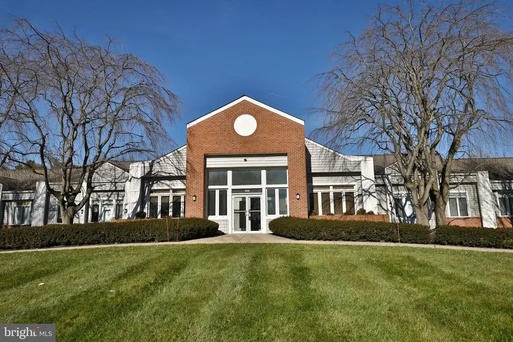 408 Executive, LANGHORNE