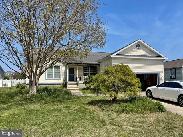 17 White Crane Dr, Berlin