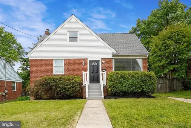 4909 Bangor Dr, Kensington