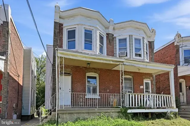 121 Pine St, Collingdale