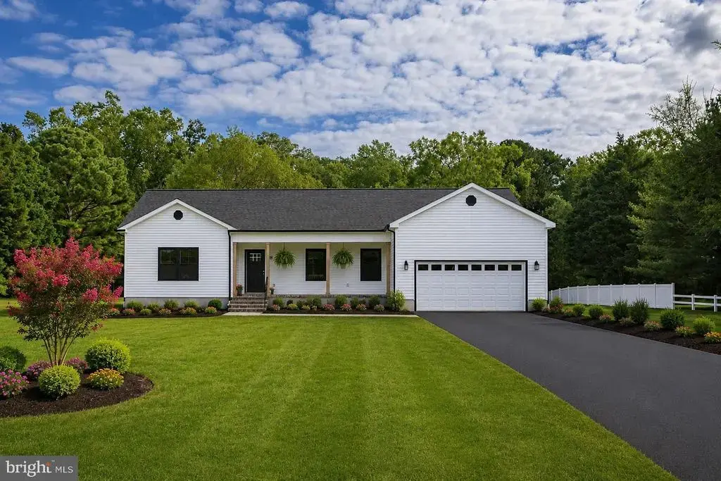 Clark Corner Rd, CENTREVILLE