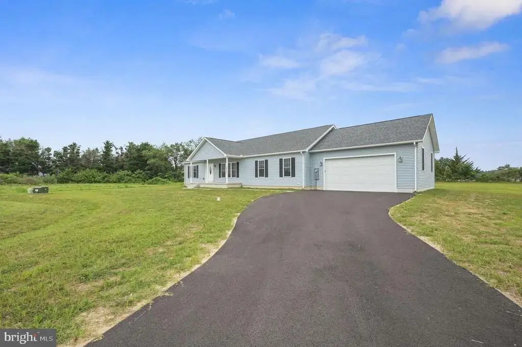 26354 Meadow Ln, ELLENDALE