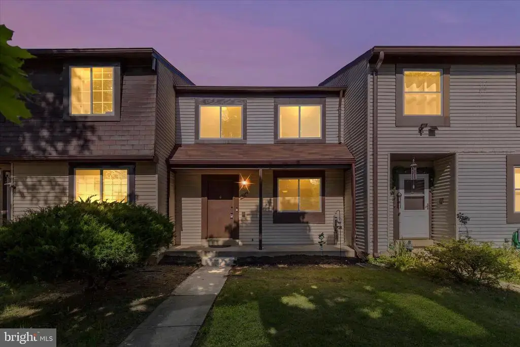 8796 Discovery Blvd, WALKERSVILLE