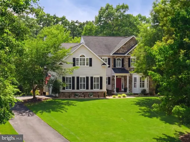 335 Gentle Breeze Cir, Fredericksburg