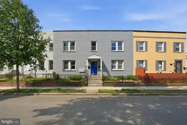 1250 Queen St Ne, Washington