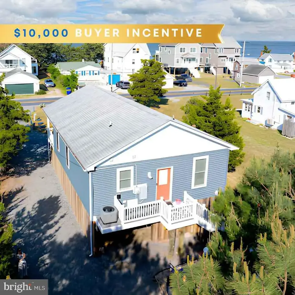 396 Bay Ave, MILFORD