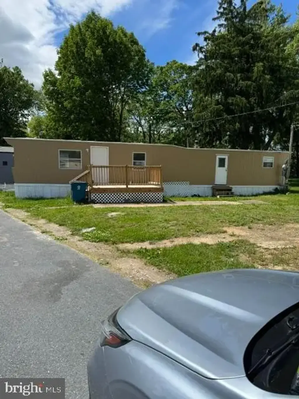 20 George Dr, MIDDLETOWN