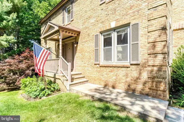 12498 Sweet Leaf Ter, Fairfax